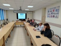 Круглый стол с выпускниками Круглый стол с выпускниками