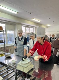 «Билет в будущее»: школьники сделали первые шаги в профессиях! «Билет в будущее»: школьники сделали первые шаги в профессиях!