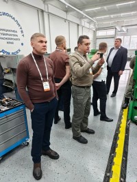 Участники программы «Сибирский характер» посетили СМТ «ИМПУЛЬС»