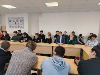 Встреча с будущим: путь в эпоху современных технологий Встреча с будущим: путь в эпоху современных технологий