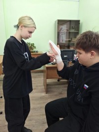 Спасательные навыки: в «ИМПУЛЬСе» прошёл конкурс по оказанию первой медицинской помощи Спасательные навыки: в «ИМПУЛЬСе» прошёл конкурс по оказанию первой медицинской помощи