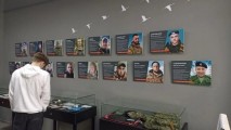 Встреча с героем: студенты группы 158‑ТМ на выставке памяти Героям СВО