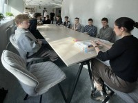 День игр в библиотеке: литературное "Поле чудес" для студентов