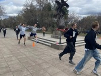 Студенты техникума Бегут к Победе! В «ИМПУЛЬСе» продолжаются мероприятия «Недели Памяти» Студенты техникума Бегут к Победе! В «ИМПУЛЬСе» продолжаются мероприятия «Недели Памяти»