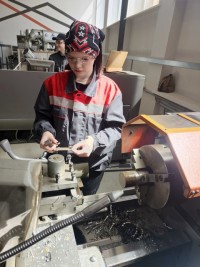 Важное событие в мире профессионального образования – конкурс профессионального мастерства «Мастер токарного станка — битва навыков»